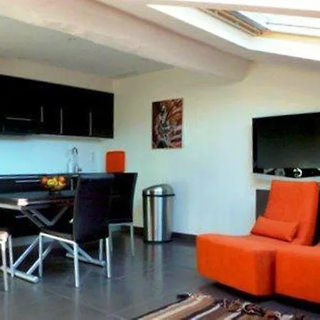 Arthur Rue D'antibes *