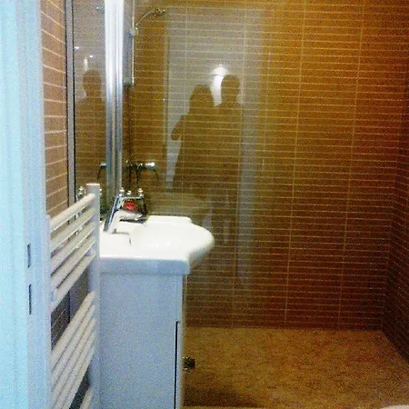 Arthur Rue D'antibes * Cannes