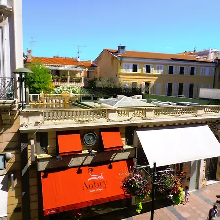 Апартаменты Arthur Rue D'antibes Канны